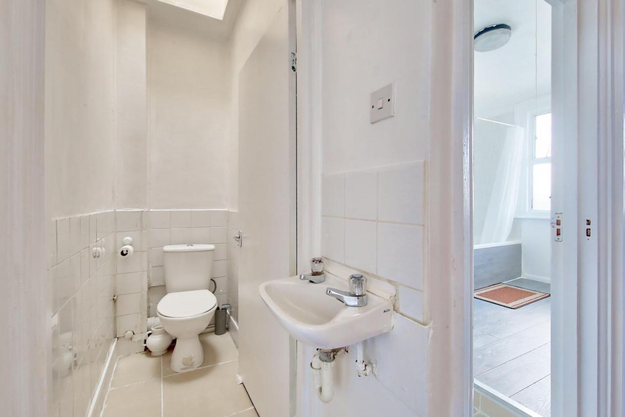 ホテル Cozy London Flat エクステリア 写真